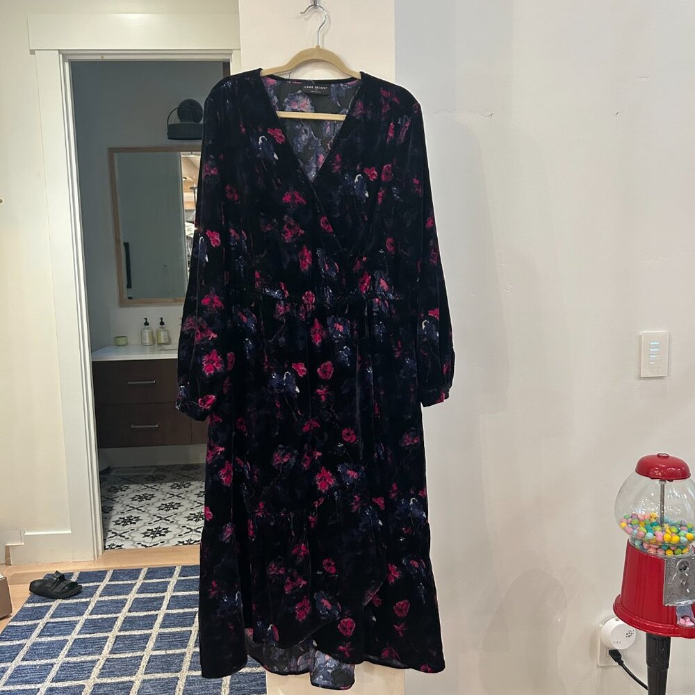 Lane Bryant Velour Faux Wrap Midi Dress Size 16 - Picture 3 of 5